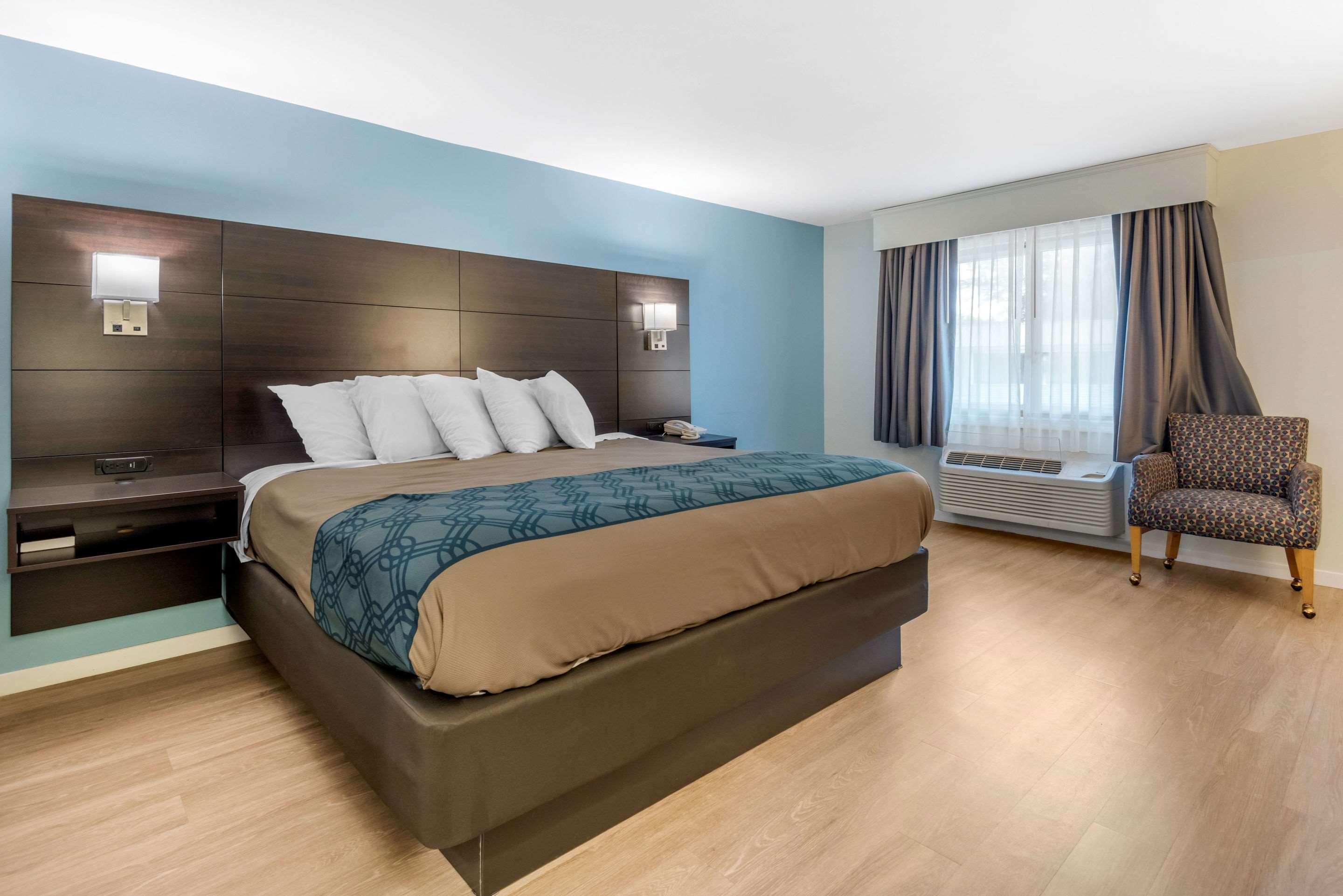 Quality Inn & Suites リンカーン エクステリア 写真