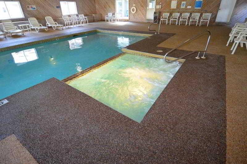 Quality Inn & Suites リンカーン エクステリア 写真