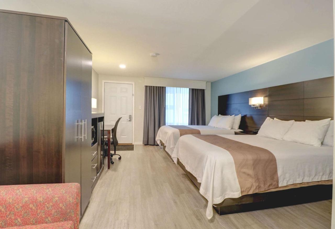 Quality Inn & Suites リンカーン エクステリア 写真