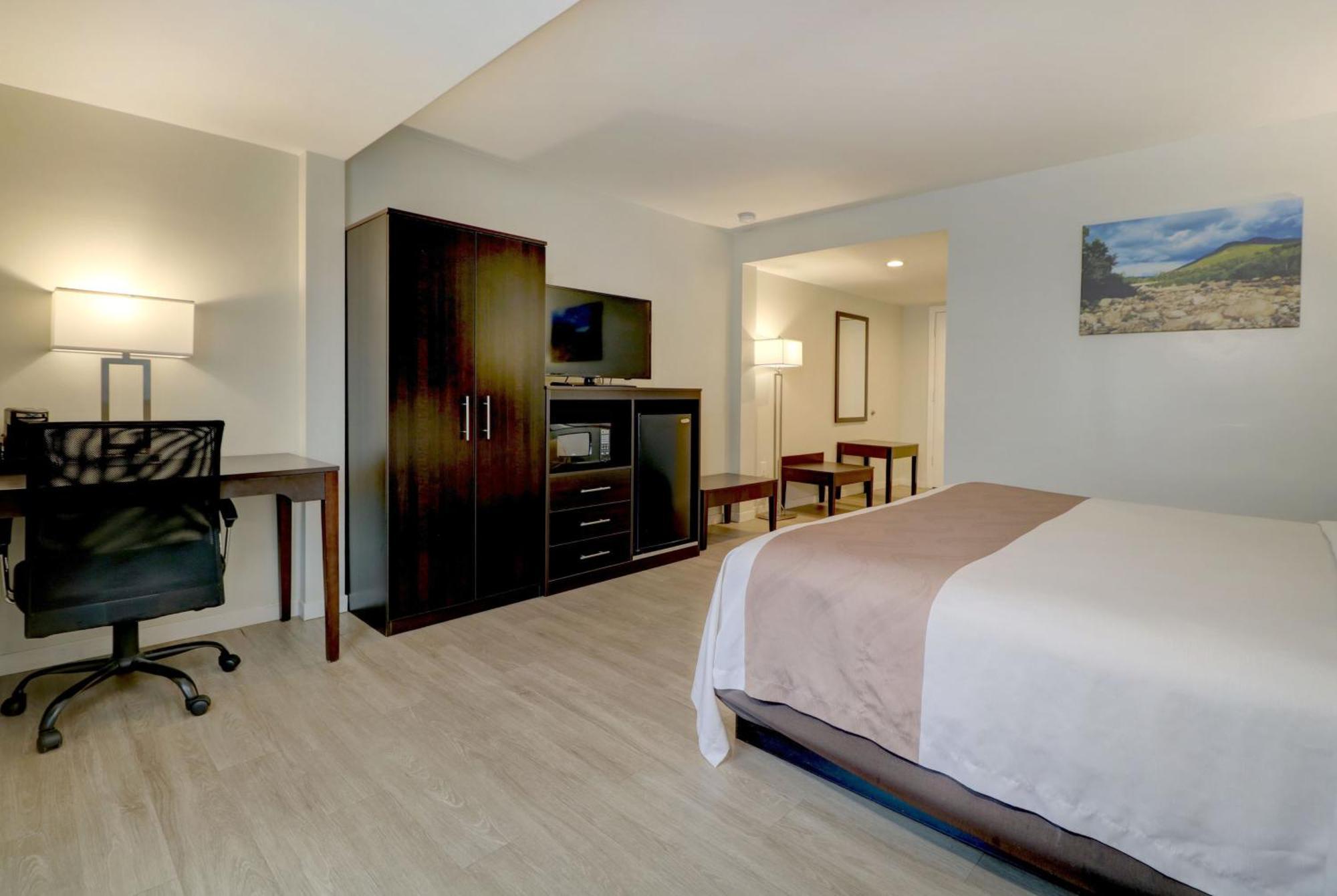 Quality Inn & Suites リンカーン エクステリア 写真
