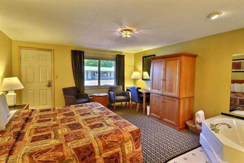 Quality Inn & Suites リンカーン エクステリア 写真